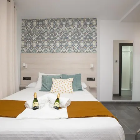 Nerja-centro-jacuzzi- Mirador De La Ermita- Adults Recommended *
