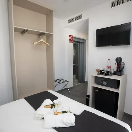 Nerja-centro-jacuzzi- Mirador De La Ermita- Adults Recommended Гостевой дом