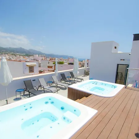 Nerja-centro-jacuzzi- Mirador De La Ermita- Adults Recommended Konukevi